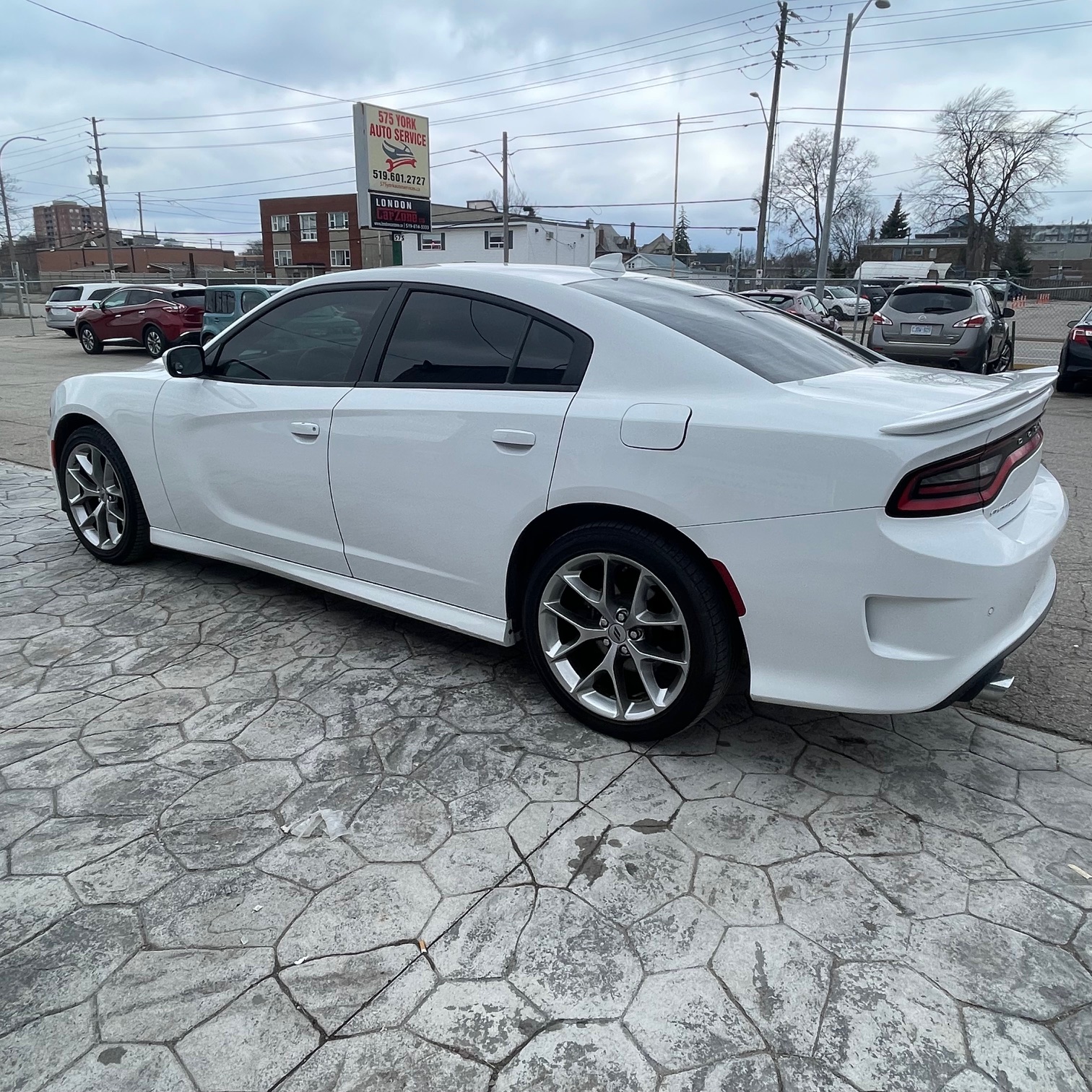 2021 Dodge Charger/ certified